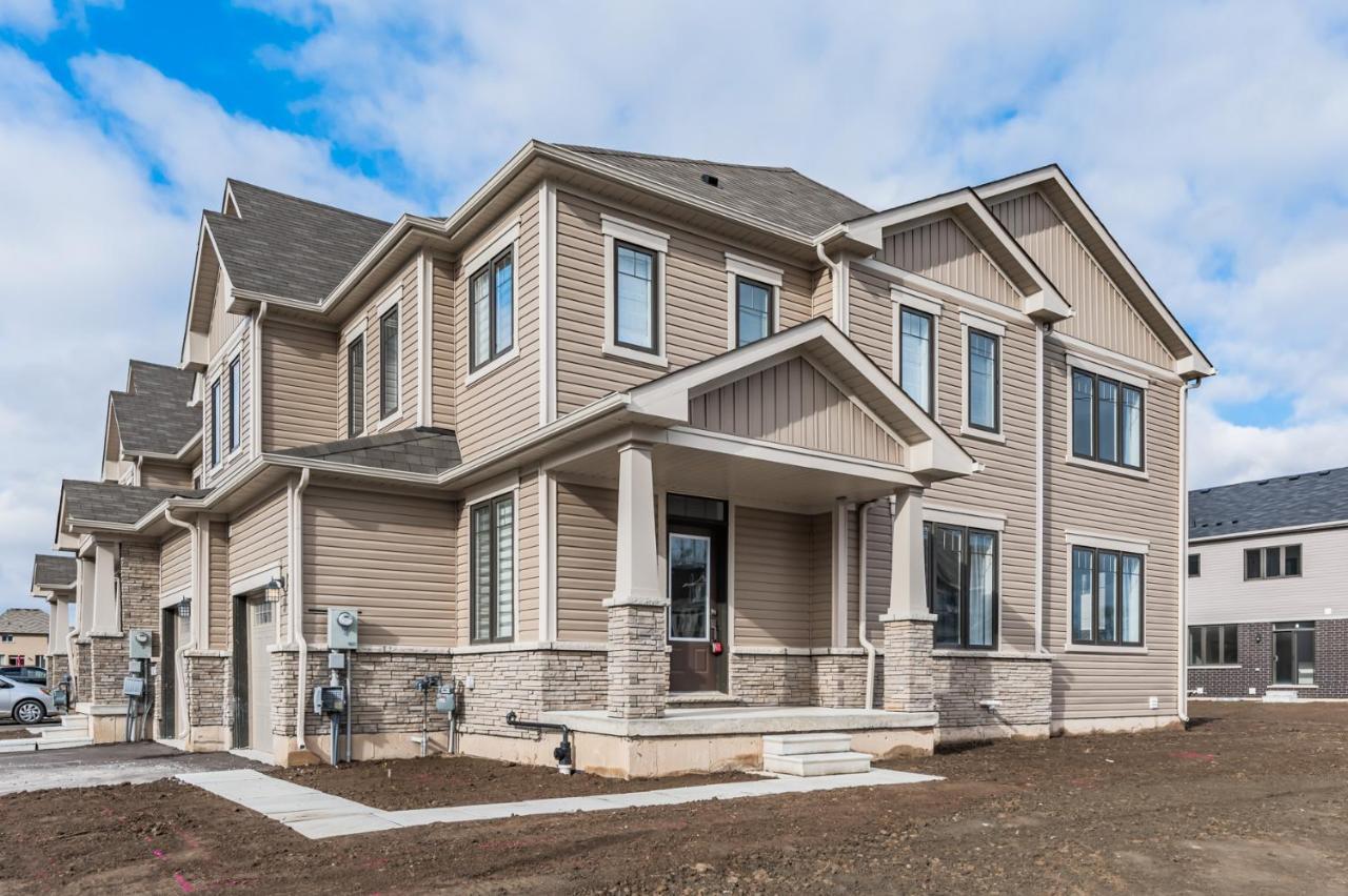 Luxury Townhouse Close To Fairview Casino In Niagara Falls Villa Exterior photo