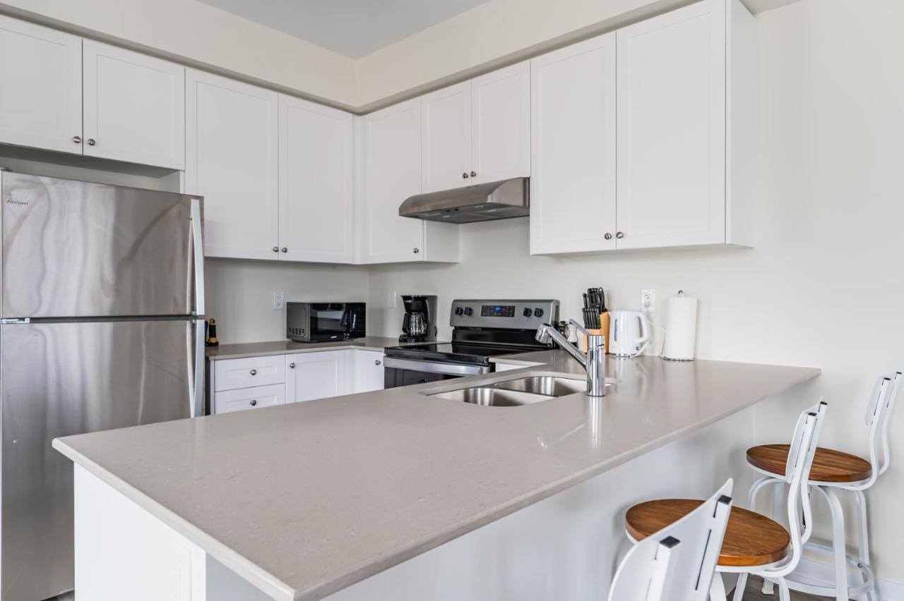 Luxury Townhouse Close To Fairview Casino In Niagara Falls Villa Exterior photo